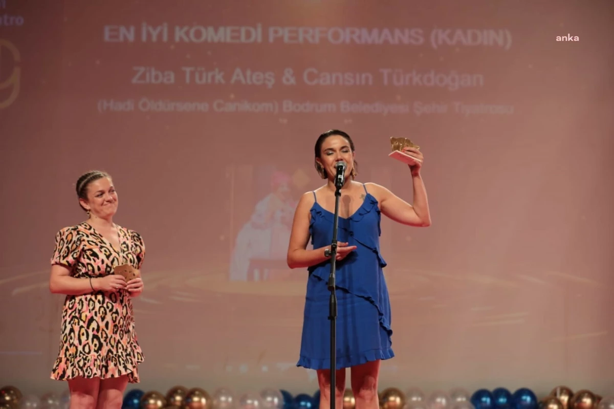 Bodrum Belediyesi Şehir Tiyatrosu, Yeni Tiyatro Dergisi Emek ve Başarı Ödül Töreni’nden ödüllerle döndü