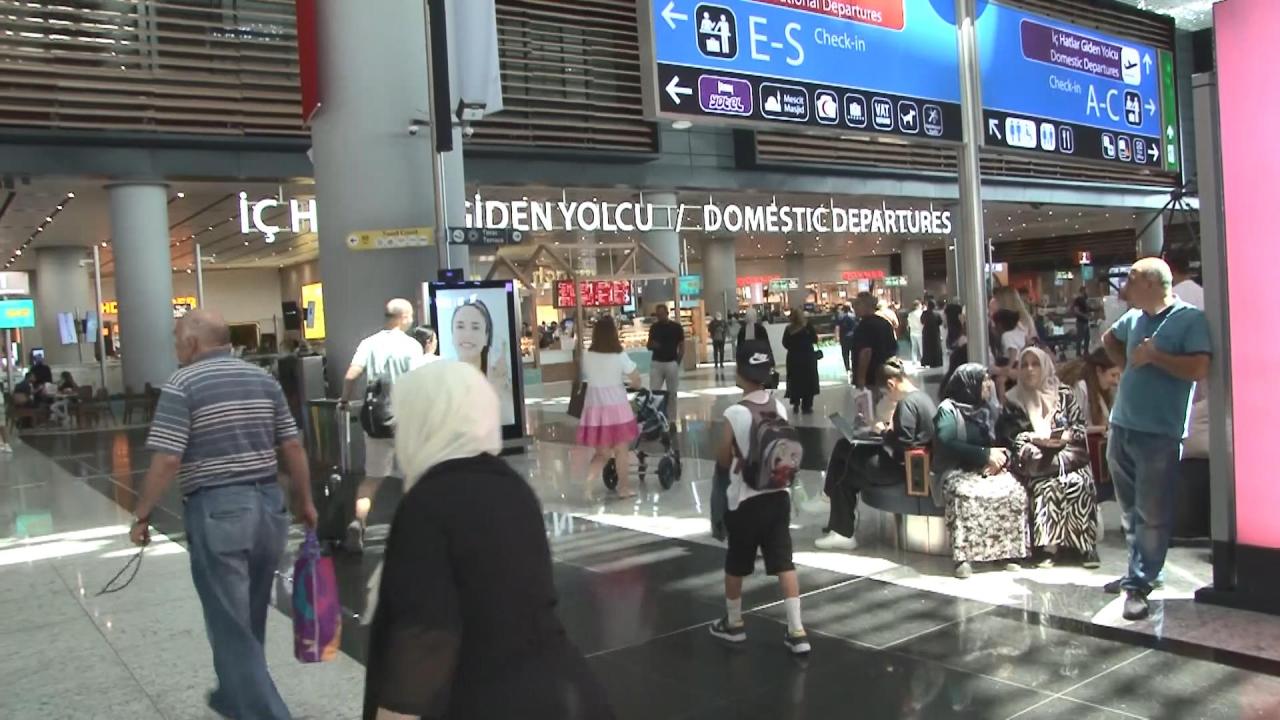 İstanbul – İstanbul Havalimanı ikinci uçuş rekorunu kırdı