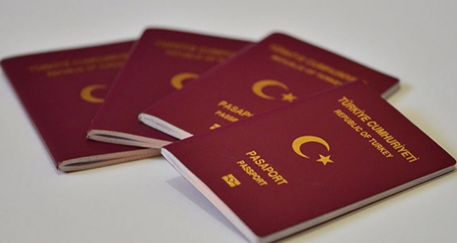 Yurt dışında yüzde 70 ucuza Türk pasaportunu yeniledi! Sosyal medyada gündem oldu